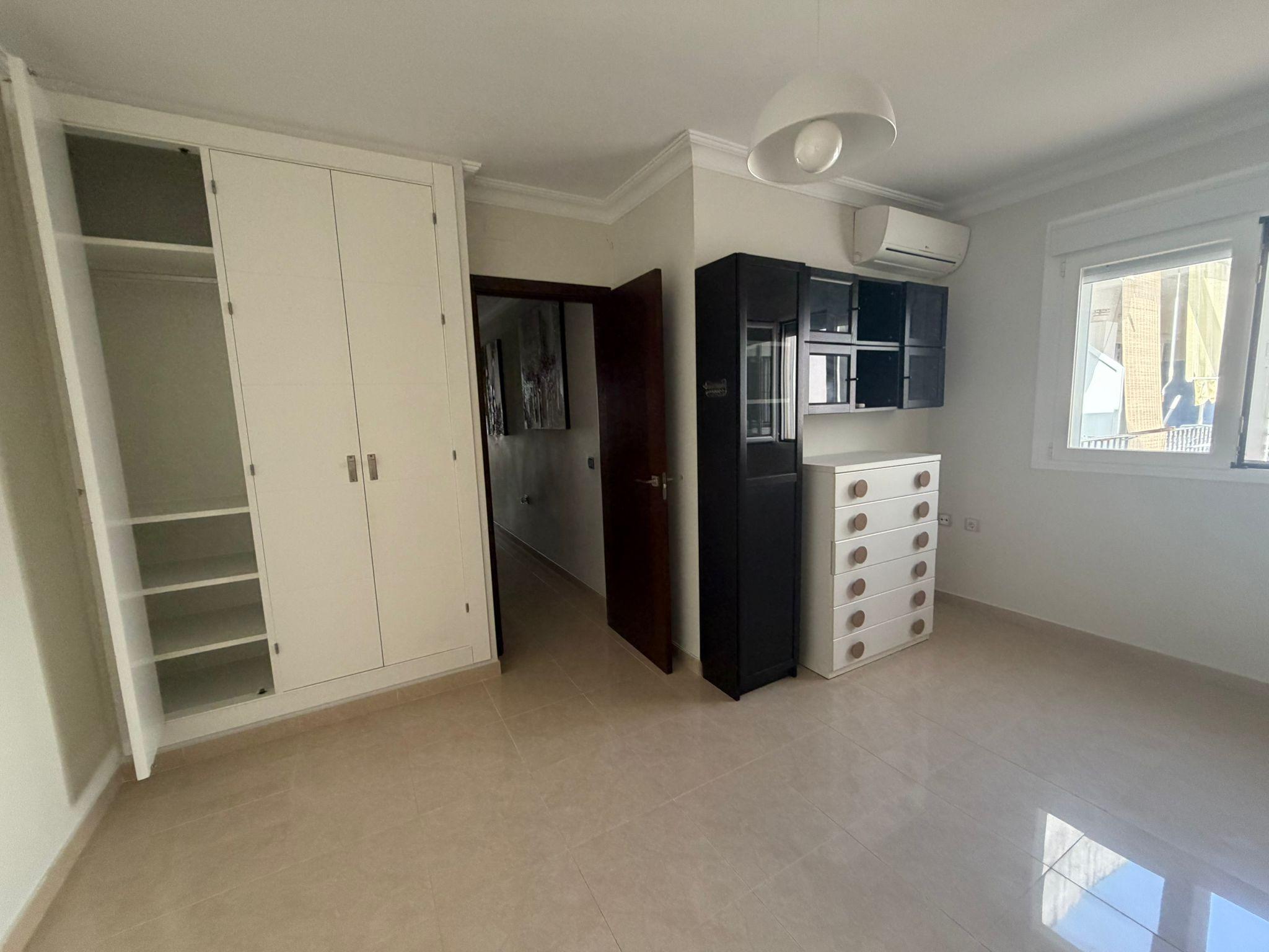 Imagen 21 Piso en venta en San Fernando / Entre la Calle San Rafael y Colón