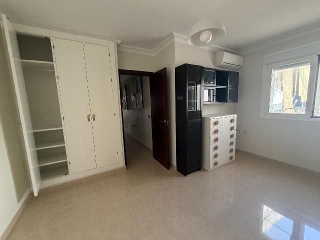 Imagen 21 Inmueble 303506 - Piso en venta en San Fernando / Entre la Calle San Rafael y Colón