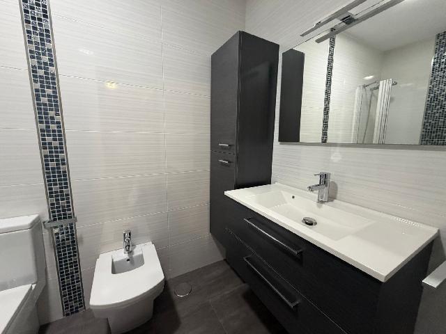 Imagen 24 Inmueble 303506 - Piso en venta en San Fernando / Entre la Calle San Rafael y Colón