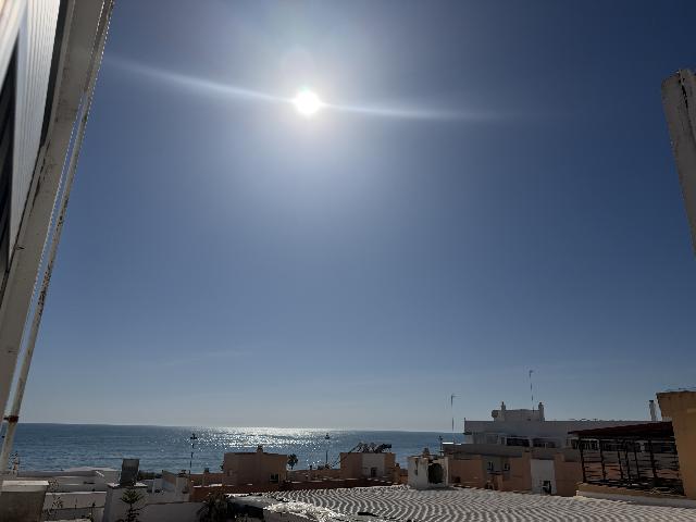 Imagen 2 Inmueble 303514 - Piso en venta en Cádiz / En la Avenida Ana de Viya