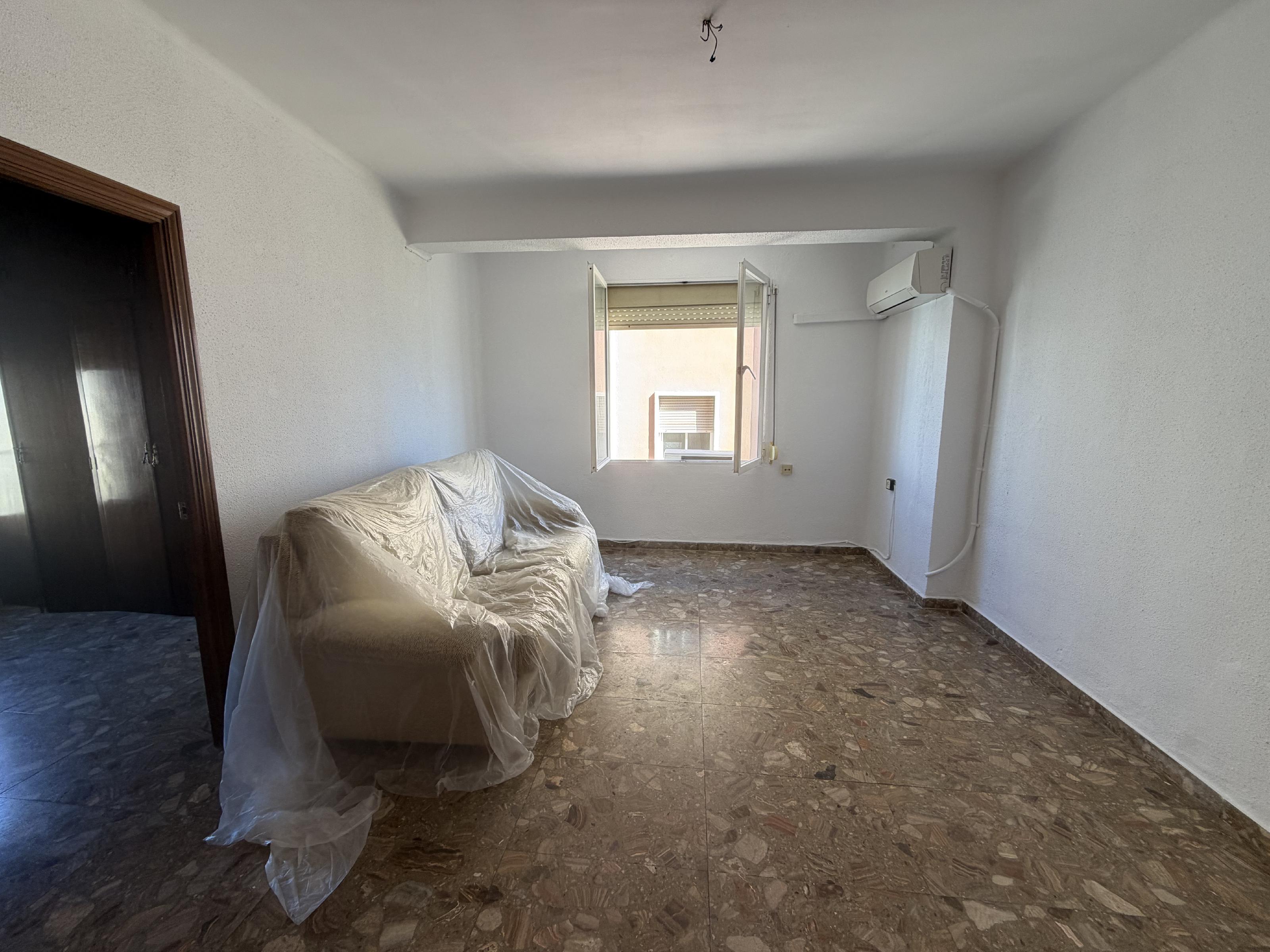 Imagen 5 Piso en venta en Cádiz / En la Avenida Ana de Viya