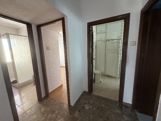 Imagen 9 Inmueble 303514 - Piso en venta en Cádiz / En la Avenida Ana de Viya