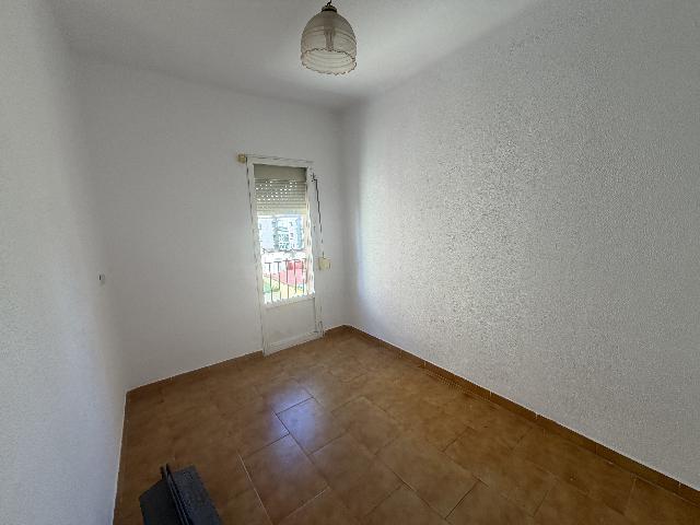 Imagen 16 Inmueble 303514 - Piso en venta en Cádiz / En la Avenida Ana de Viya