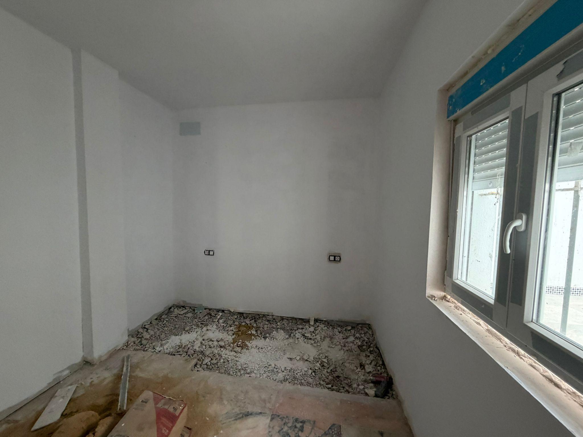 Imagen 3 Piso en venta en San Fernando / Cerca de la Plaza del Carmen