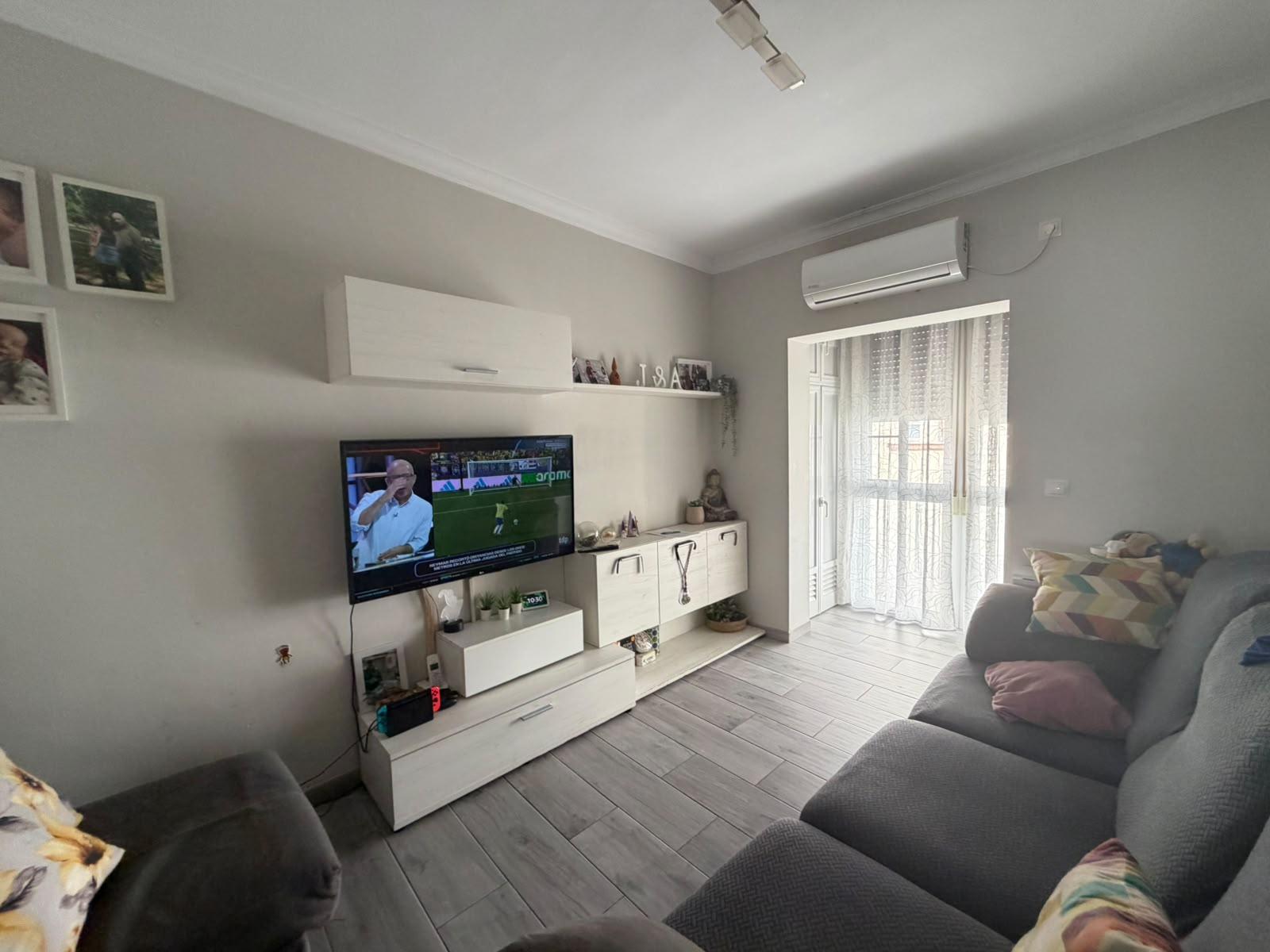 Imagen 1 Piso en venta en Puerto Real / Cerca de Plaza Madre Dolores Márquez