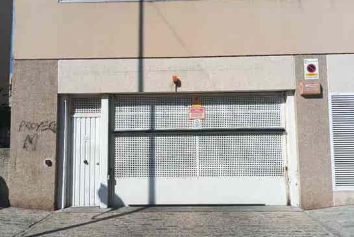 Imagen 2 Parking Coche en venta en Cádiz / Cerca Del bar Stop y de la Estación de Segunda Aguada