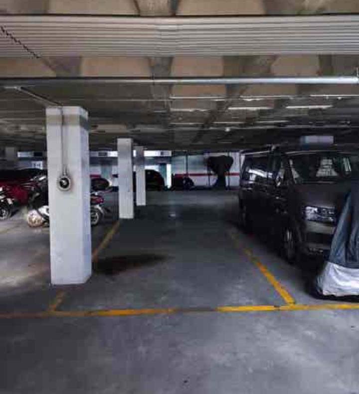 Imagen 3 Parking Coche en venta en Cádiz / Cerca Del bar Stop y de la Estación de Segunda Aguada