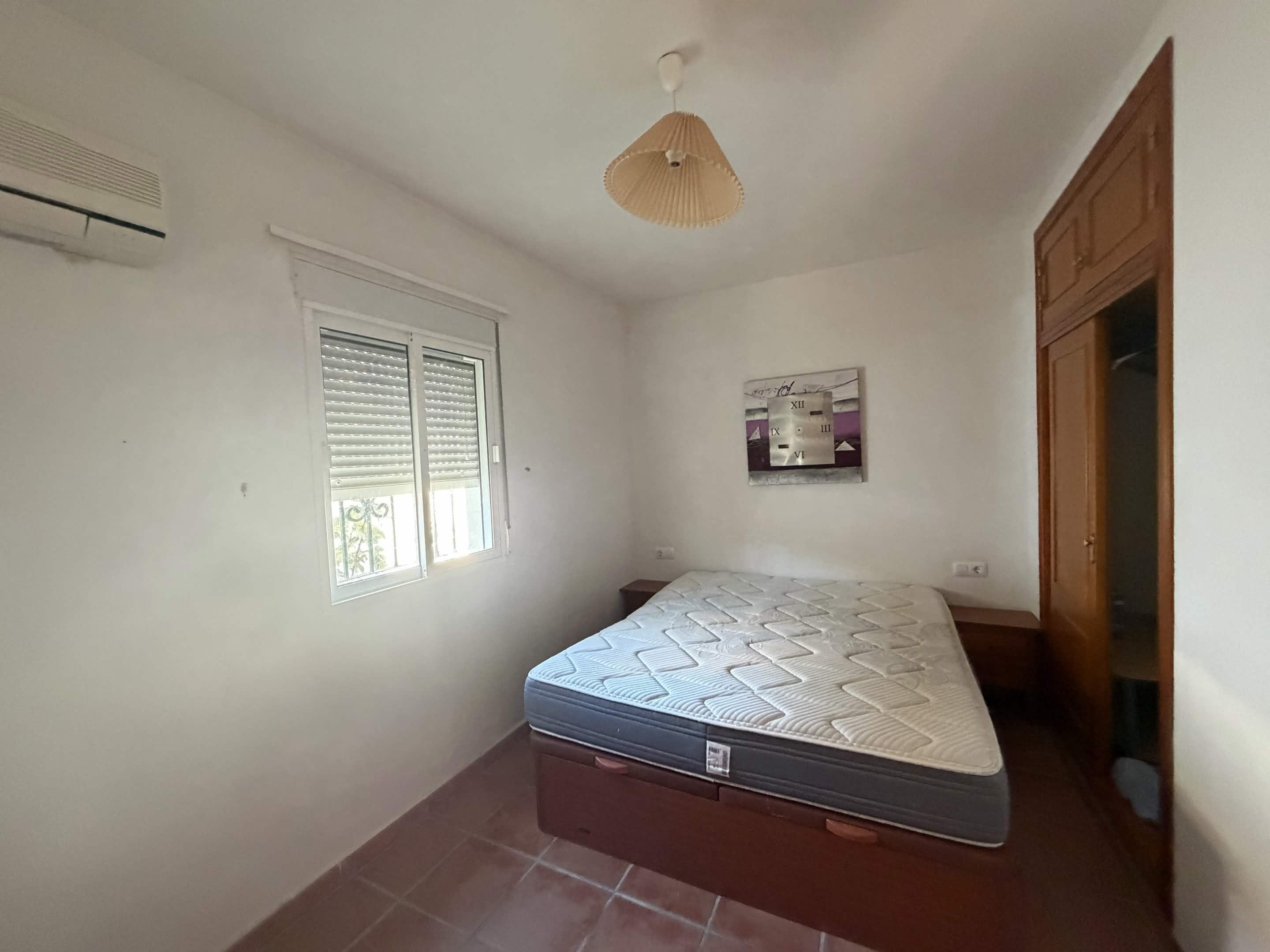 Imagen 9 Casa Rústica en venta en Chiclana De La Frontera / Cerca de venta Curro