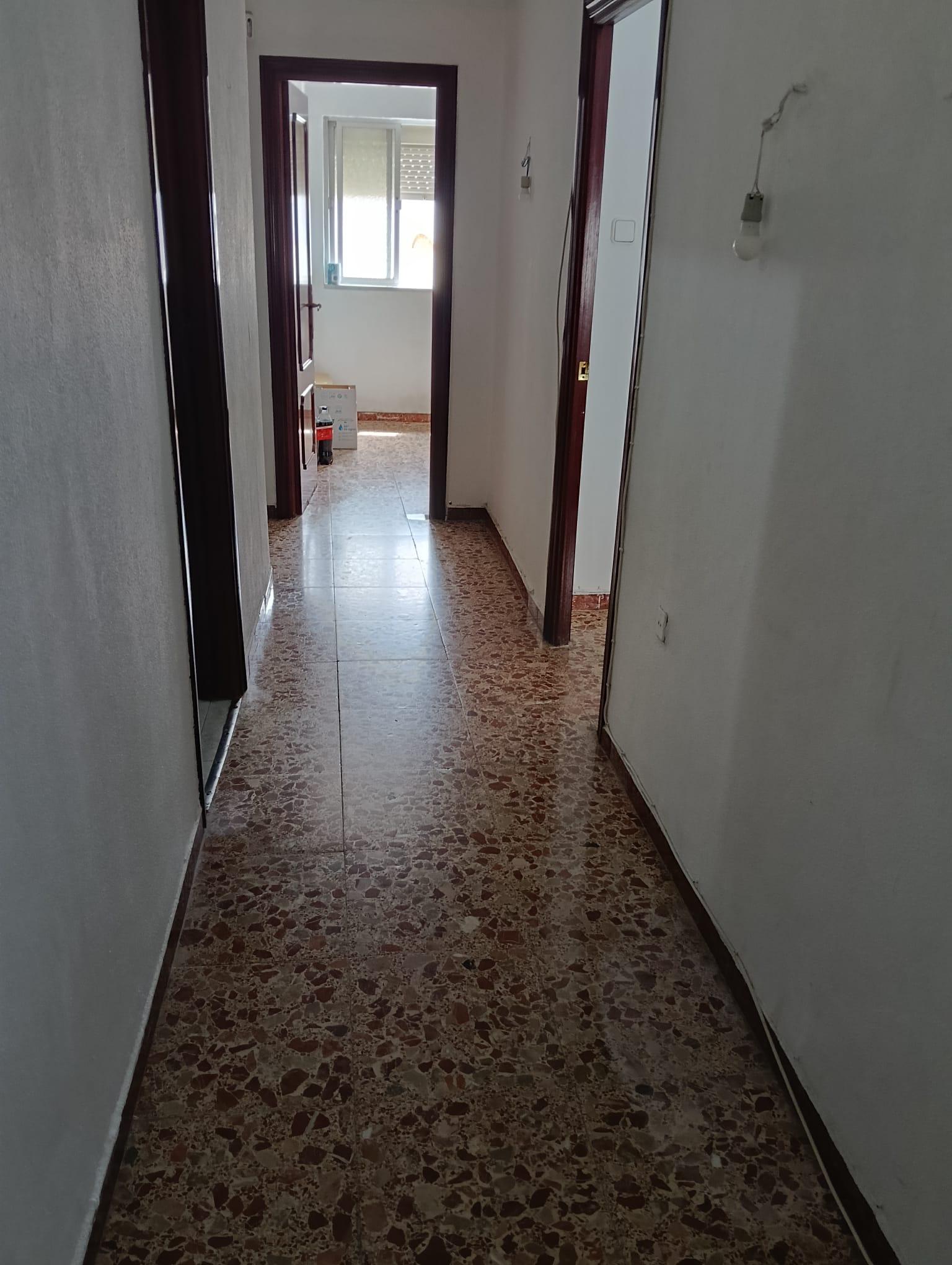 Imagen 11 Piso en venta en Cádiz / Cerca de la playa de la caleta