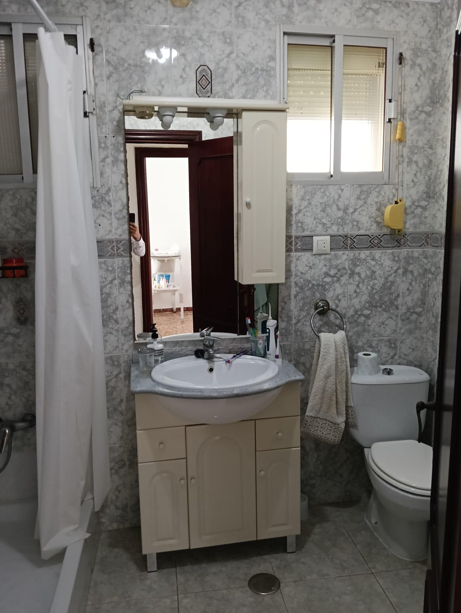 Imagen 7 Piso en venta en Cádiz / Cerca de la playa de la caleta