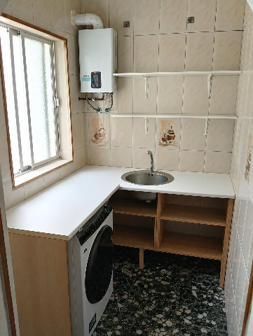 Imagen 2 Inmueble 304479 - Piso en venta en Cádiz / Cerca de la playa de la caleta