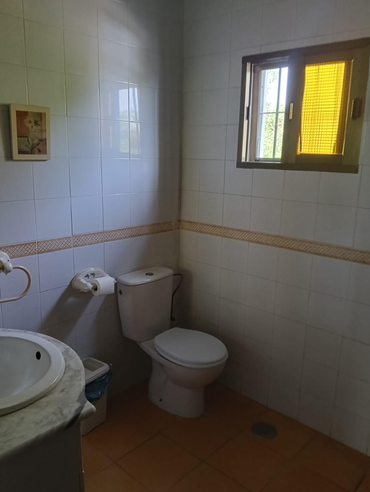Imagen 16 Casa en venta en Conil De La Frontera / Cerca del Carrefour Express