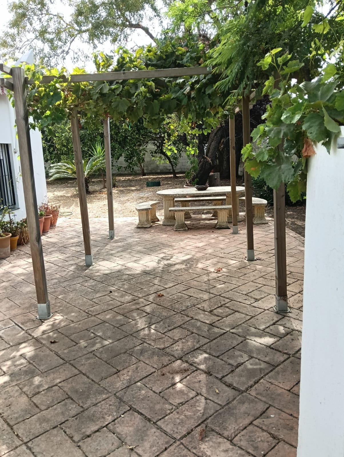 Imagen 1 Casa en venta en Conil De La Frontera / Cerca del Carrefour Express