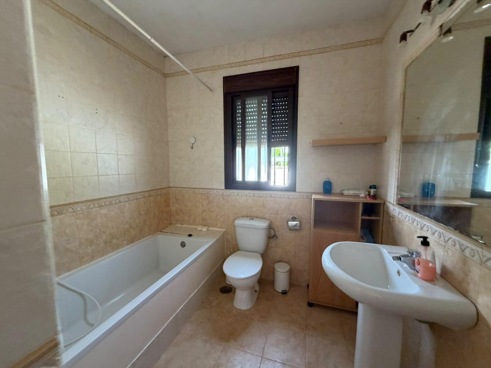 Imagen 8 Casa en venta en Chiclana De La Frontera / Cerca del Family Cash