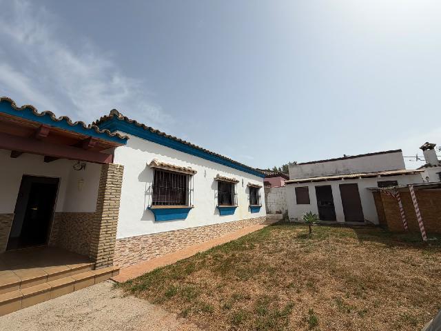 Imagen 4 Inmueble 304771 - Casa en venta en Chiclana De La Frontera / Cerca del Family Cash