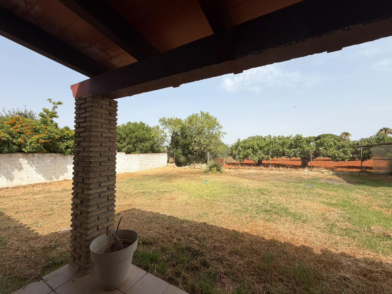 Imagen 3 Casa en venta en Chiclana De La Frontera / Cerca del Family Cash