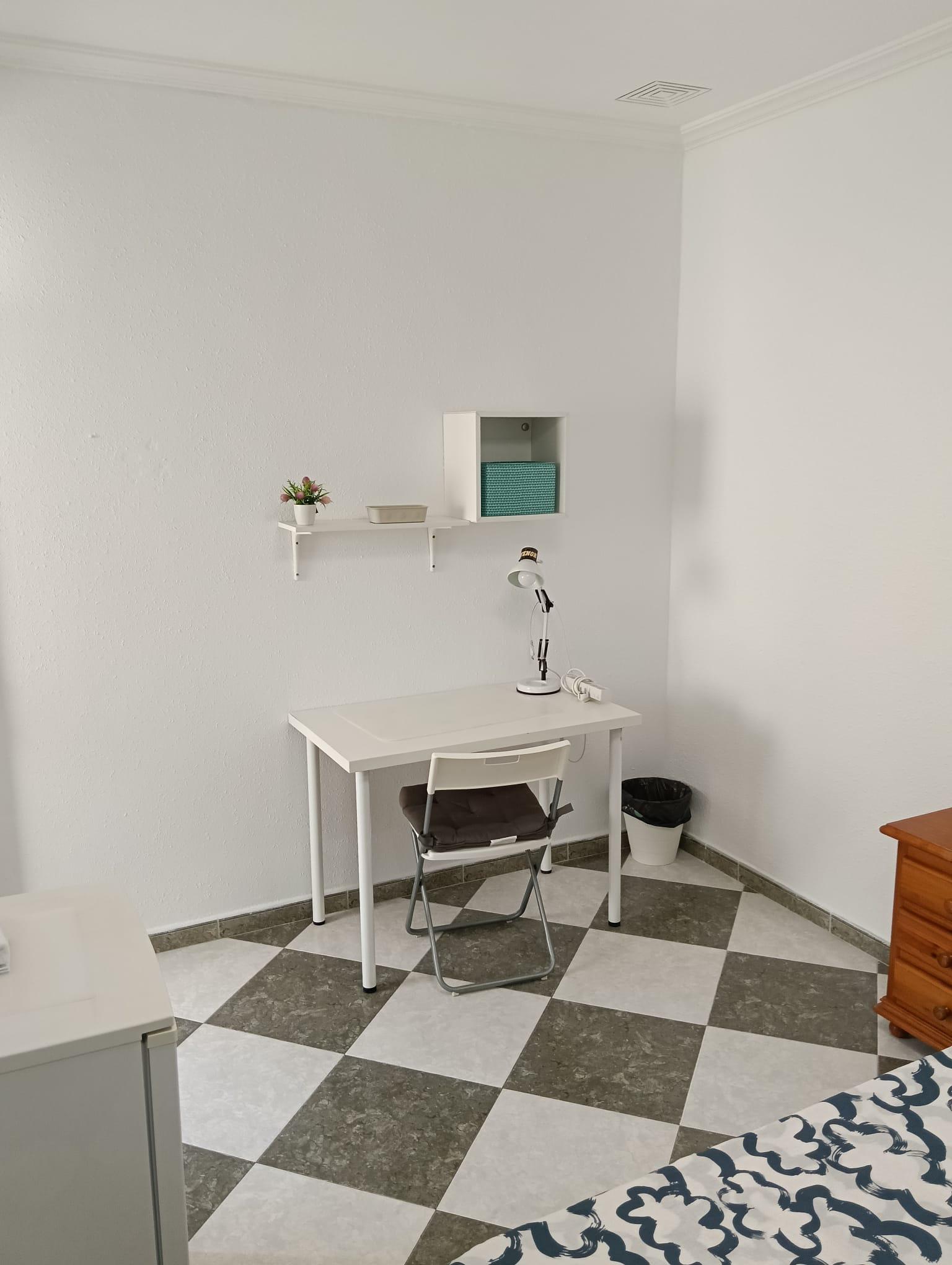 Imagen 19 Piso en venta en Cádiz / Entre el Mentidero y el Baluarte Candelaria