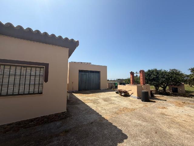 Imagen 3 Inmueble 304973 - Casa Rústica en venta en Chiclana De La Frontera / Cerca de la venta la Raya