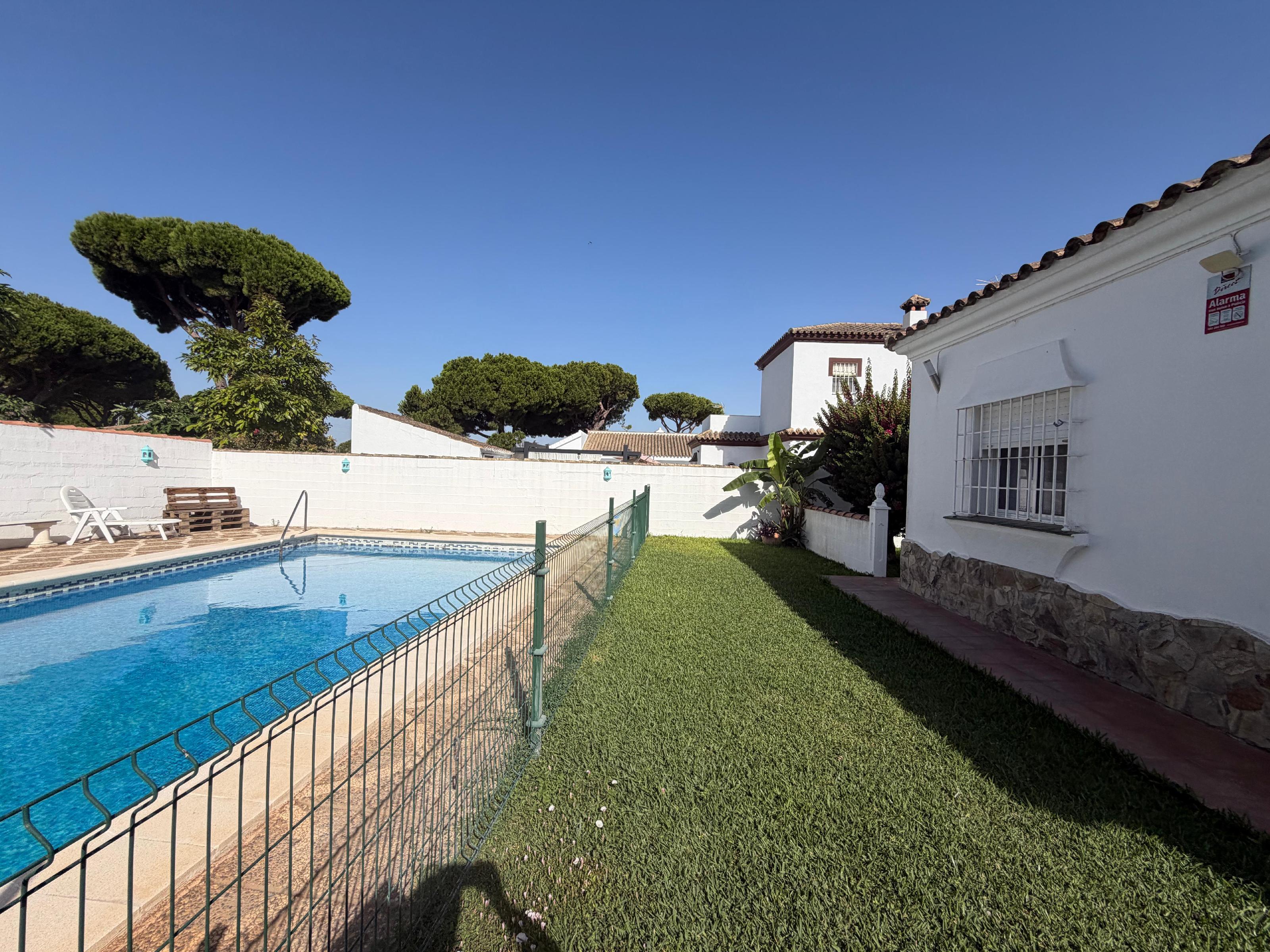 Imagen 22 Casa en venta en Chiclana De La Frontera / Cerca de la Rana Verde