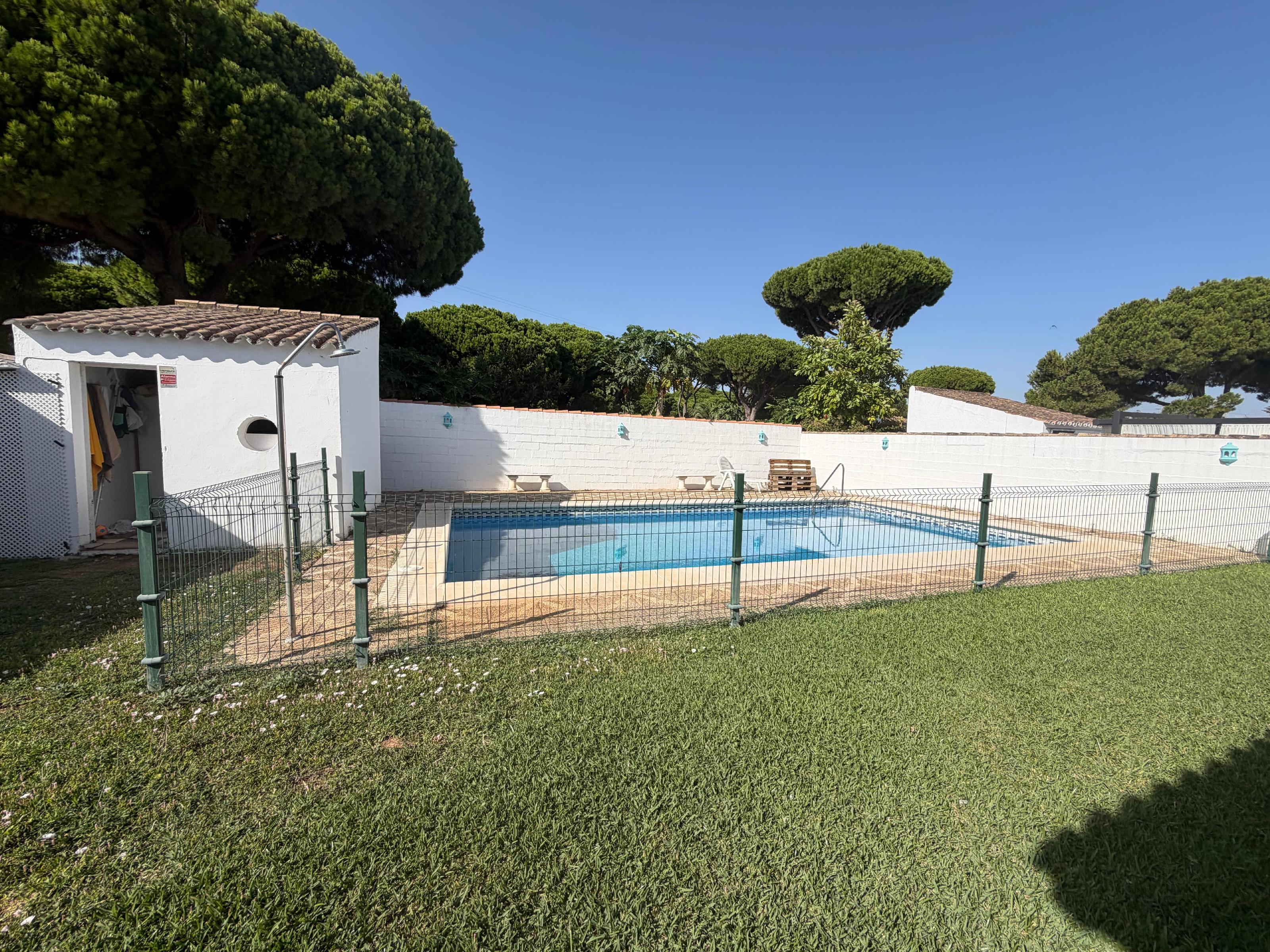 Imagen 23 Casa en venta en Chiclana De La Frontera / Cerca de la Rana Verde