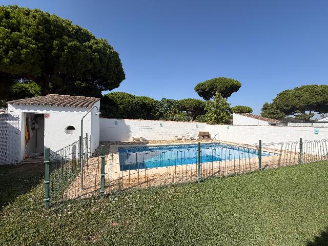 Imagen 15 Inmueble 304979 - Casa en venta en Chiclana De La Frontera / Cerca de la Rana Verde