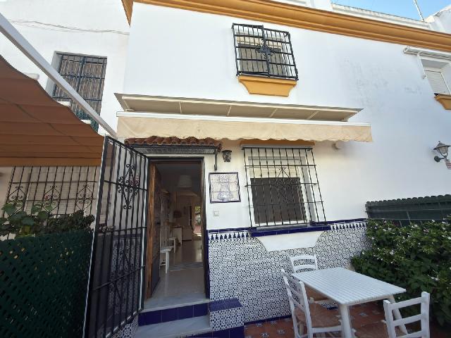 Imagen 2 Inmueble 305010 - Casa en venta en Chipiona / Cerca de Playa Cruz del Mar