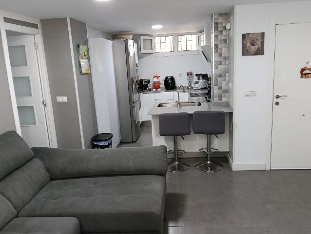 Imagen 3 Inmueble 305399 - Piso en venta en Cádiz / En la Plaza Arillo