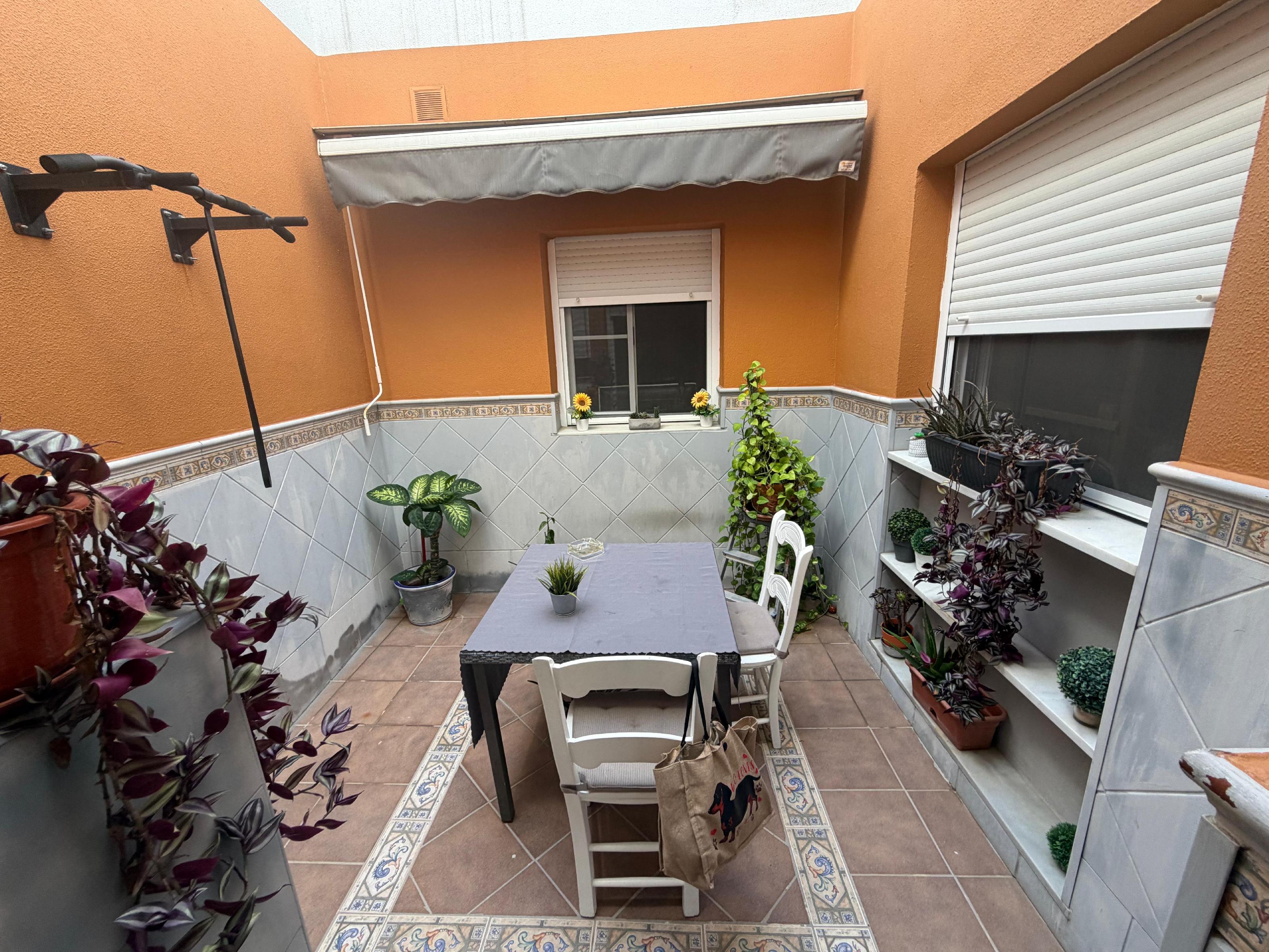 Imagen 4 Piso en venta en San Fernando / En la Iglesia de la Pastora