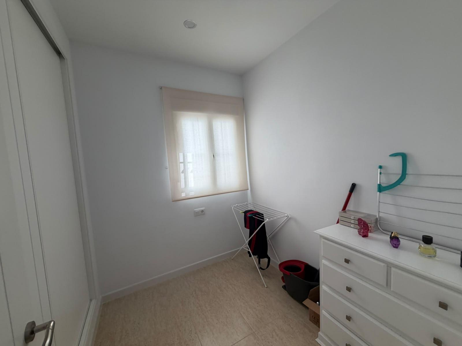 Imagen 11 Piso en venta en Chiclana De La Frontera / Cerca de la parada del tranvía Reyes Católicos