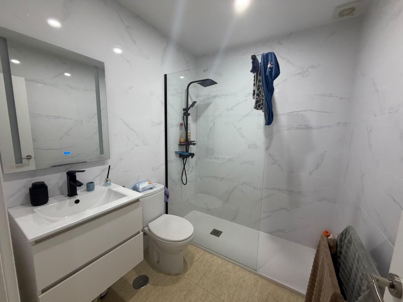 Imagen 13 Piso en venta en Chiclana De La Frontera / Cerca de la parada del tranvía Reyes Católicos