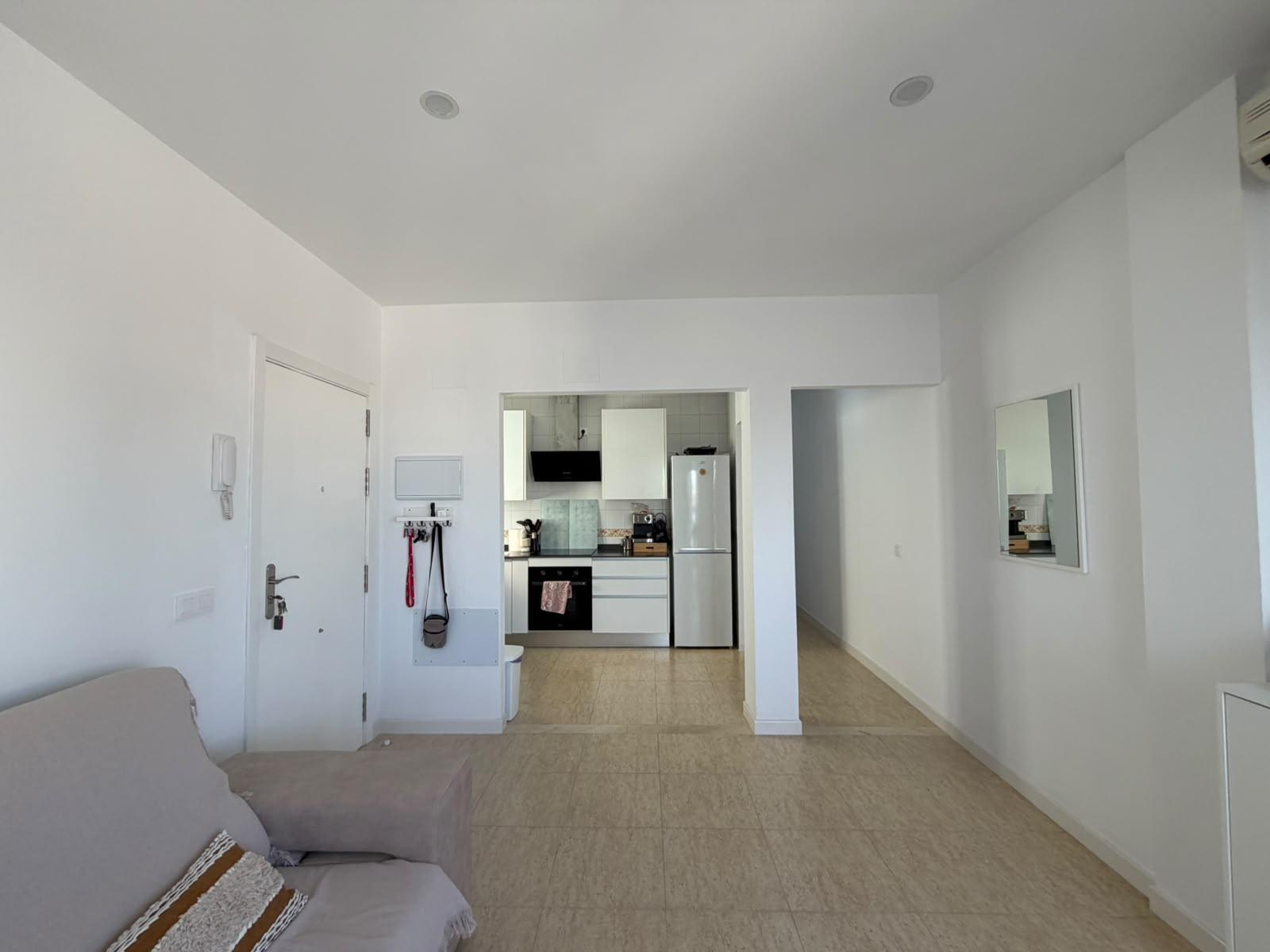 Imagen 19 Piso en venta en Chiclana De La Frontera / Cerca de la parada del tranvía Reyes Católicos