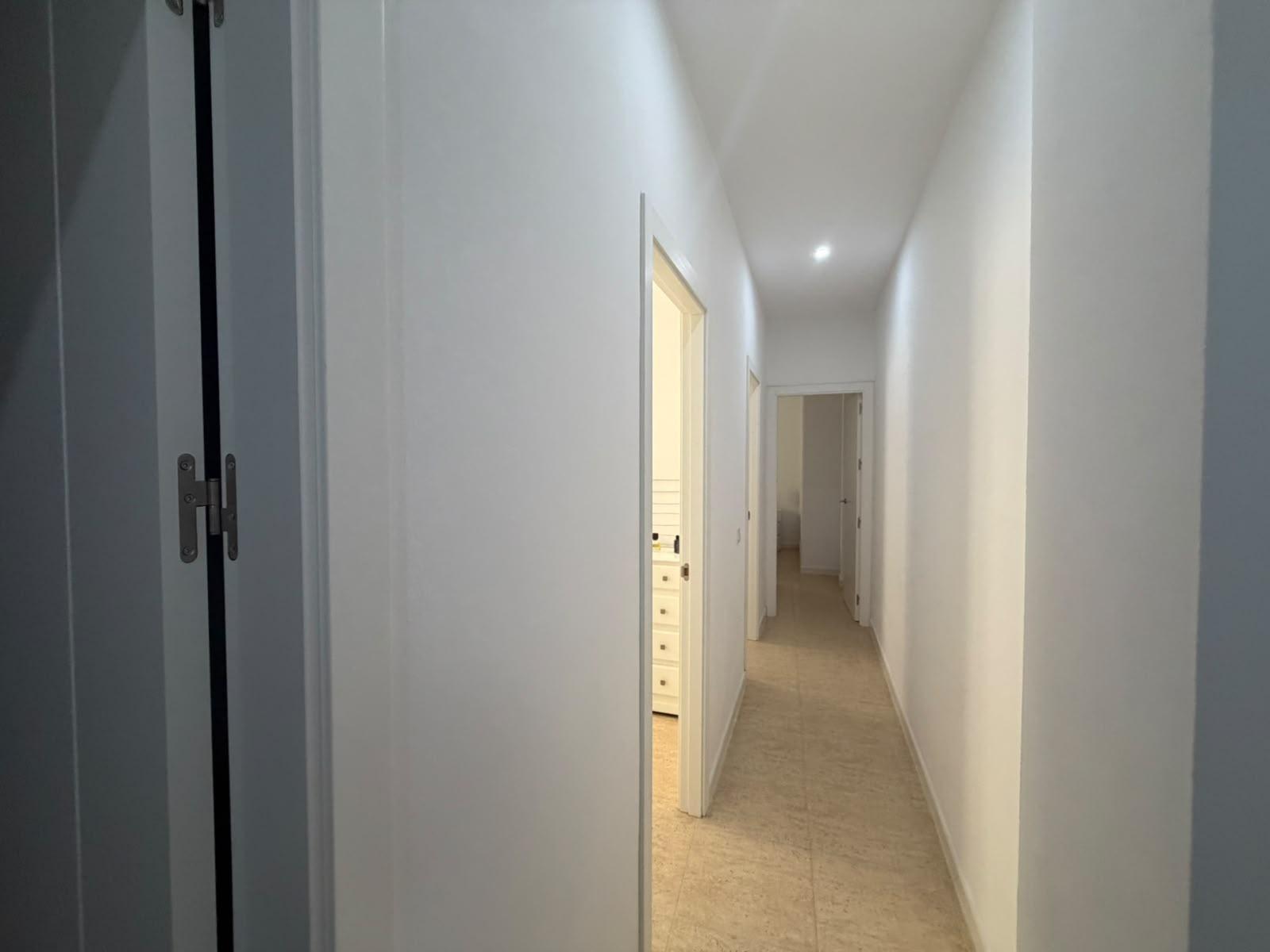 Imagen 10 Piso en venta en Chiclana De La Frontera / Cerca de la parada del tranvía Reyes Católicos