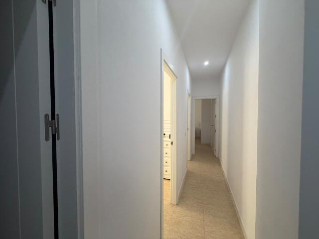 Imagen 10 Inmueble 305605 - Piso en venta en Chiclana De La Frontera / Cerca de la parada del tranvía Reyes Católicos