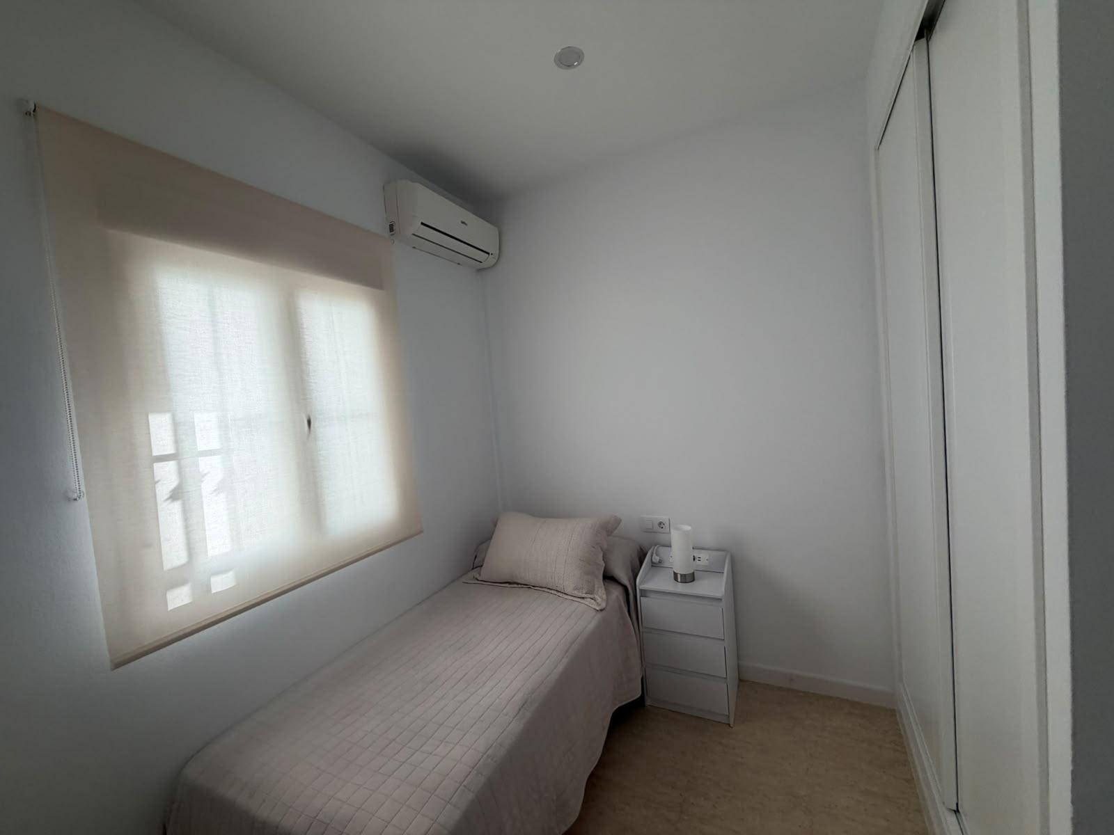 Imagen 20 Piso en venta en Chiclana De La Frontera / Cerca de la parada del tranvía Reyes Católicos