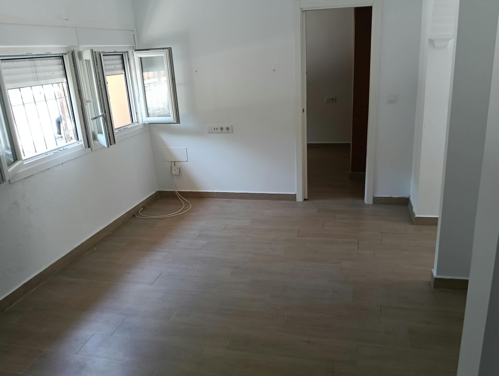 Imagen 1 Planta Baja en venta en Cádiz / A 130 metros del corte ingles Bahia de Cadiz
