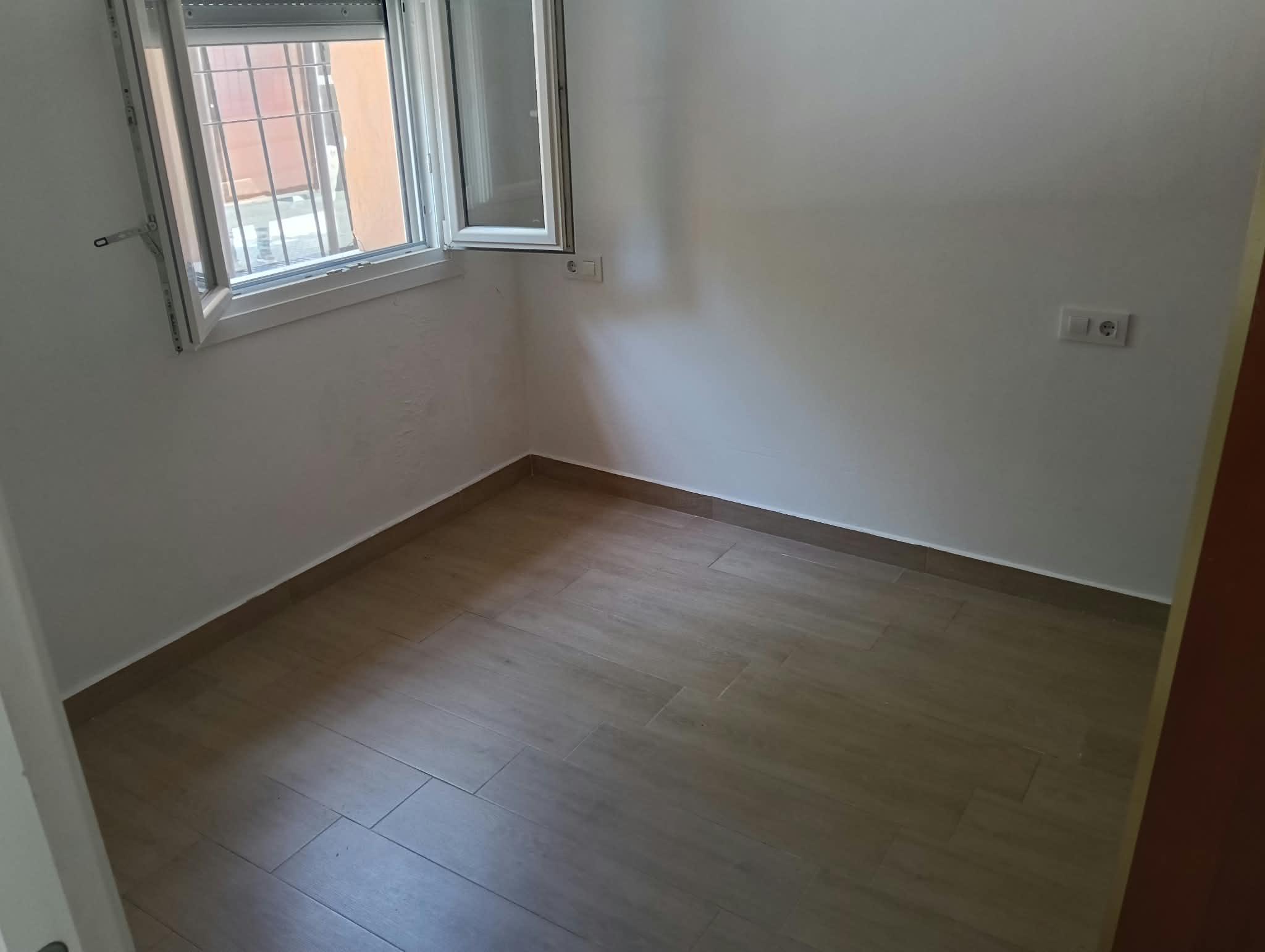 Imagen 9 Planta Baja en venta en Cádiz / A 130 metros del corte ingles Bahia de Cadiz