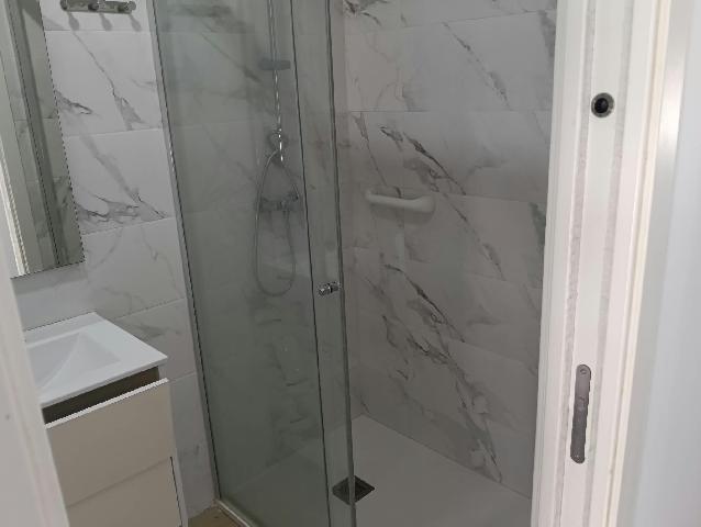 Imagen 11 Inmueble 305649 - Planta Baja en venta en Cádiz / A 130 metros del corte ingles Bahia de Cadiz