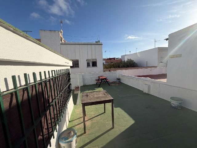 Imagen 8 Inmueble 305776 - Casa en venta en Chiclana De La Frontera / Cerca del Ies Pablo Ruiz Picasso