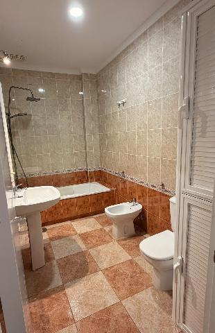 Imagen 12 Inmueble 305796 - Casa en venta en Chiclana De La Frontera / Cerca de Colegio Público las Albinas