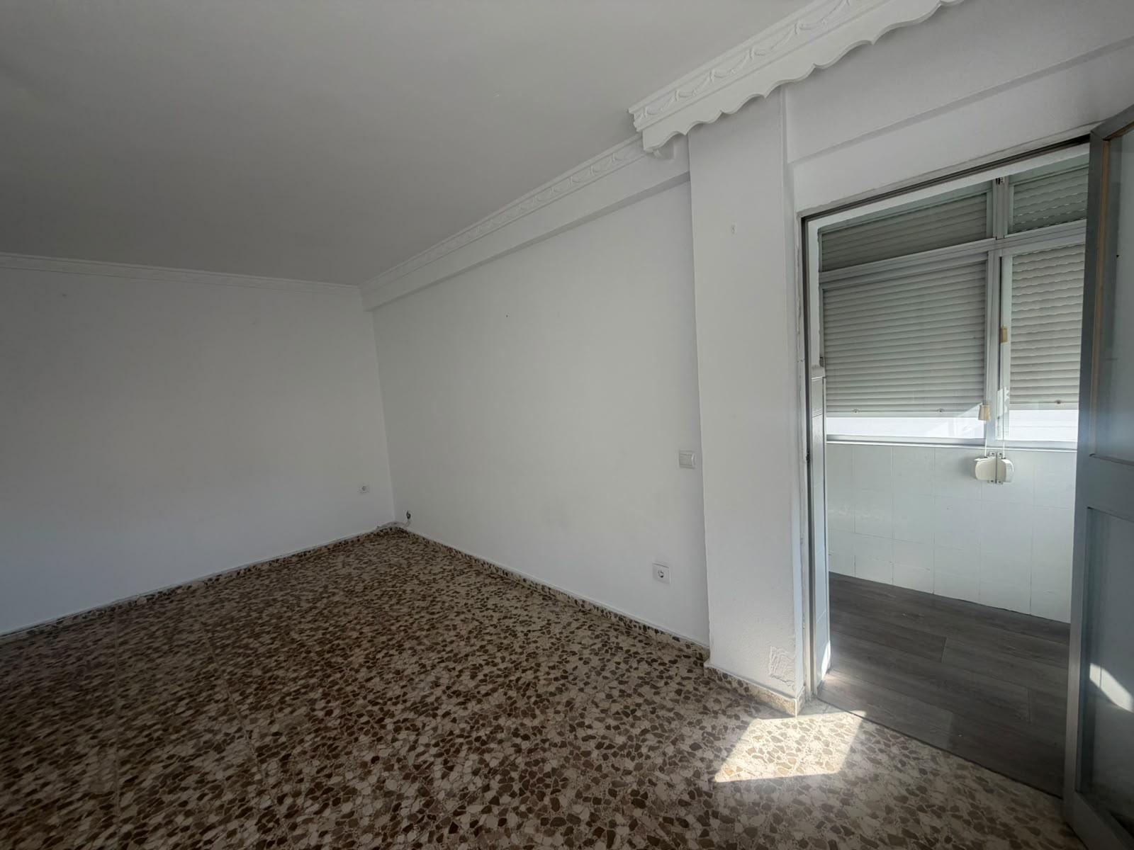 Imagen 14 Piso en venta en San Fernando / Cerca del colegio Puente Zuazo