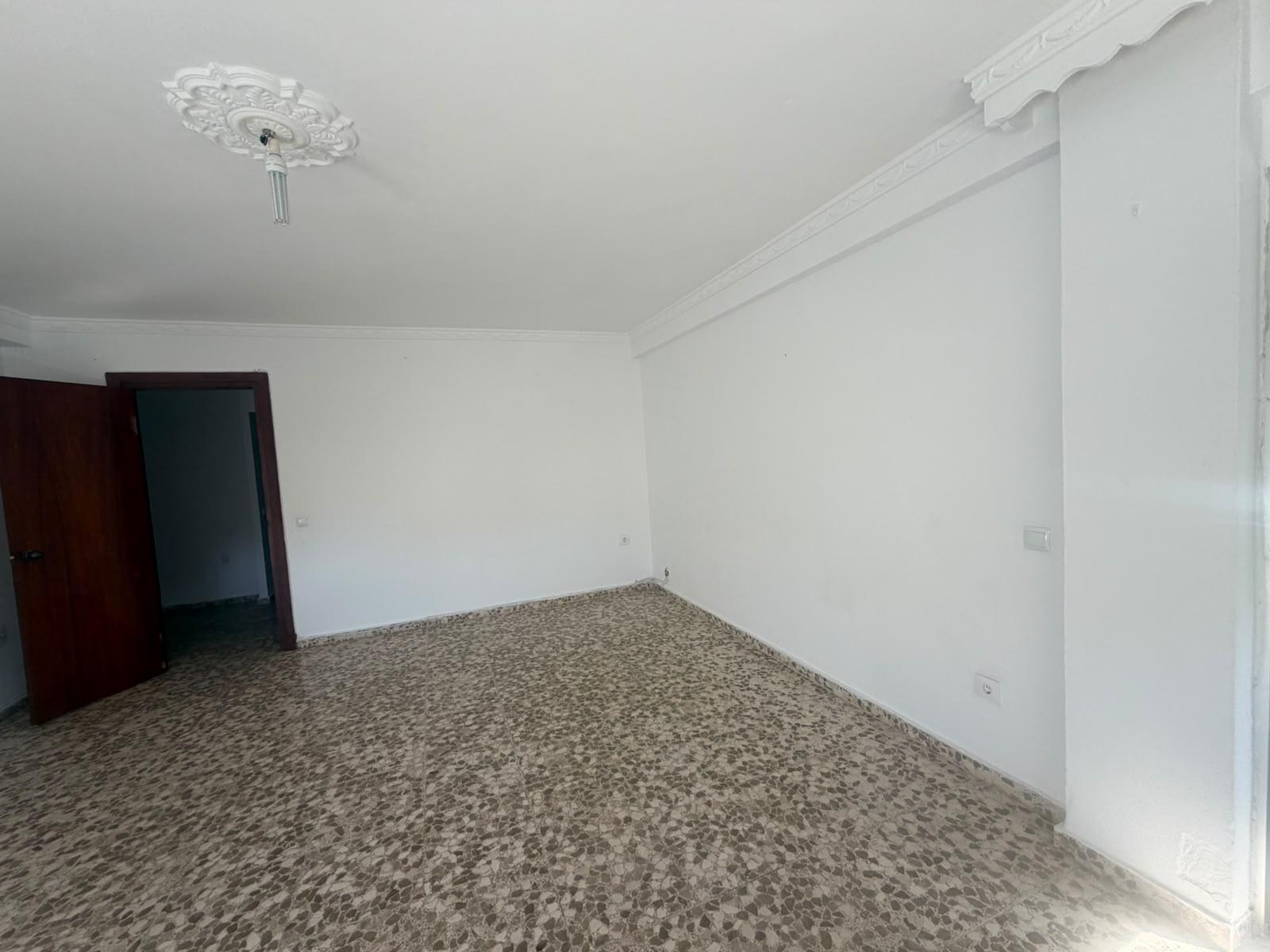 Imagen 10 Piso en venta en San Fernando / Cerca del colegio Puente Zuazo