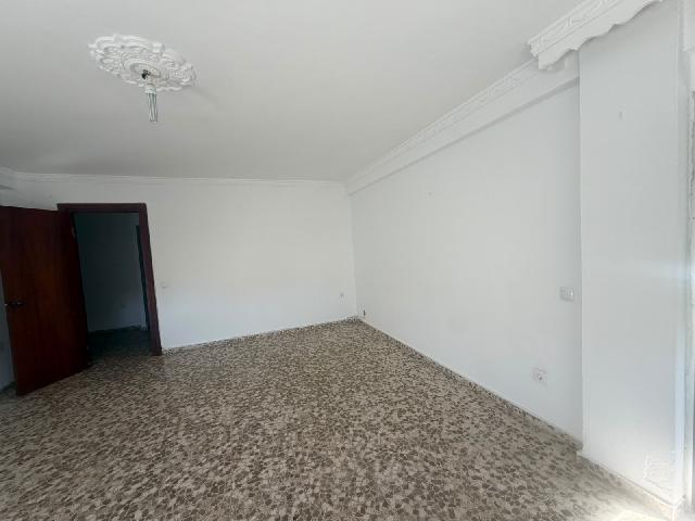 Imagen 10 Inmueble 305858 - Piso en venta en San Fernando / Cerca del colegio Puente Zuazo
