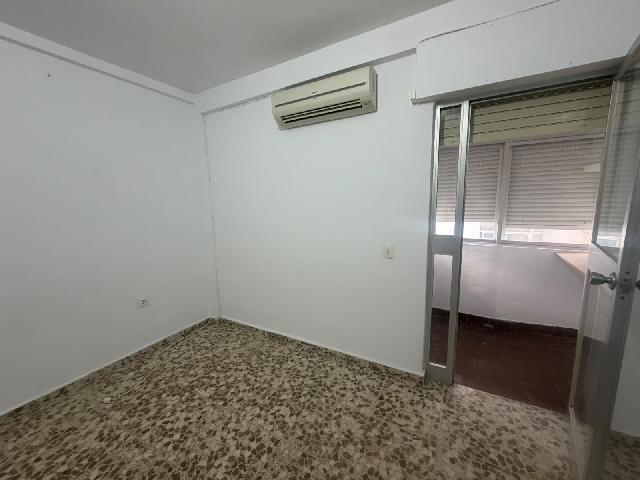Imagen 8 Inmueble 305858 - Piso en venta en San Fernando / Cerca del colegio Puente Zuazo