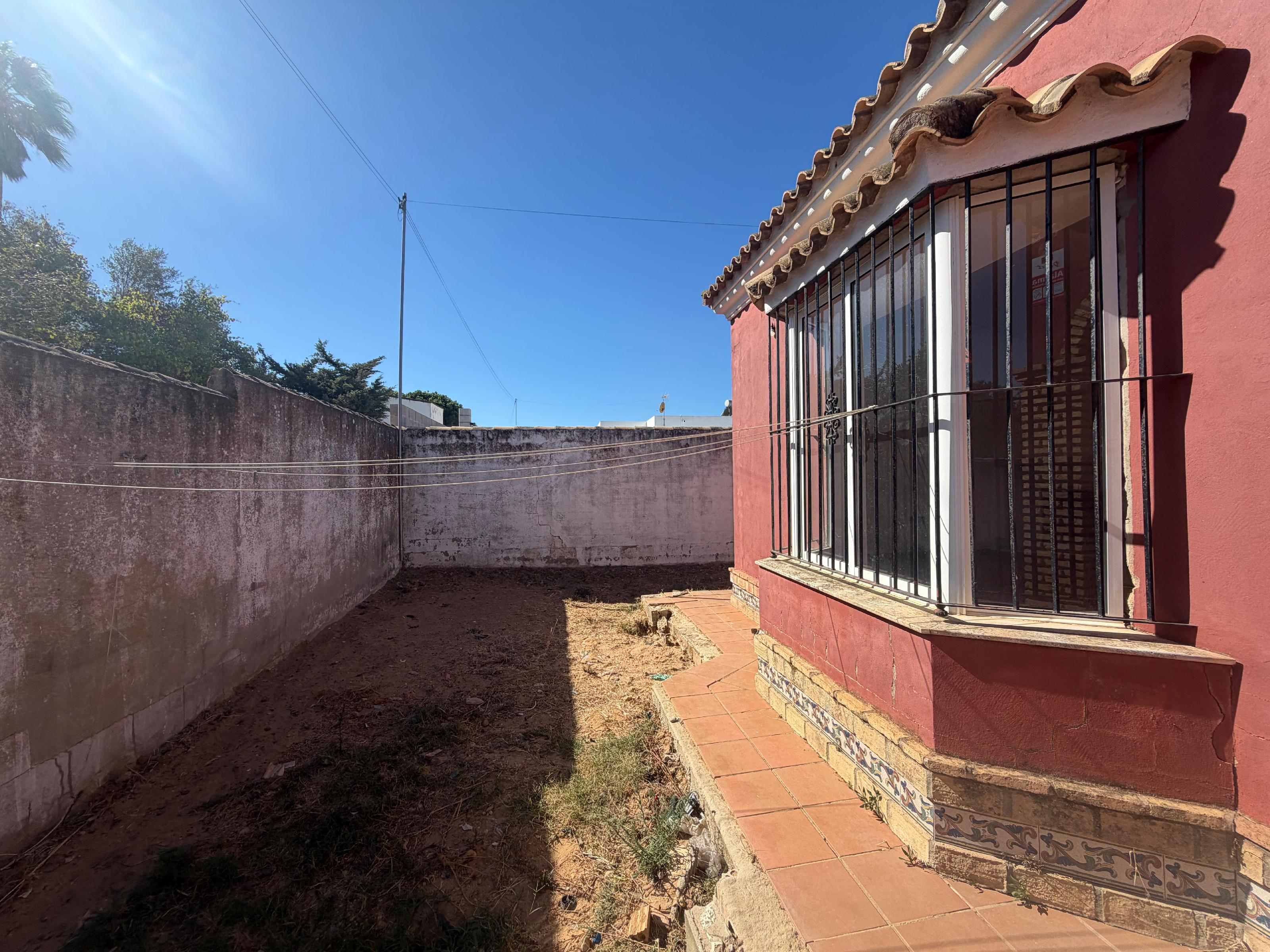 Imagen 11 Casa en venta en Chiclana De La Frontera / Cerca de la venta El Burro