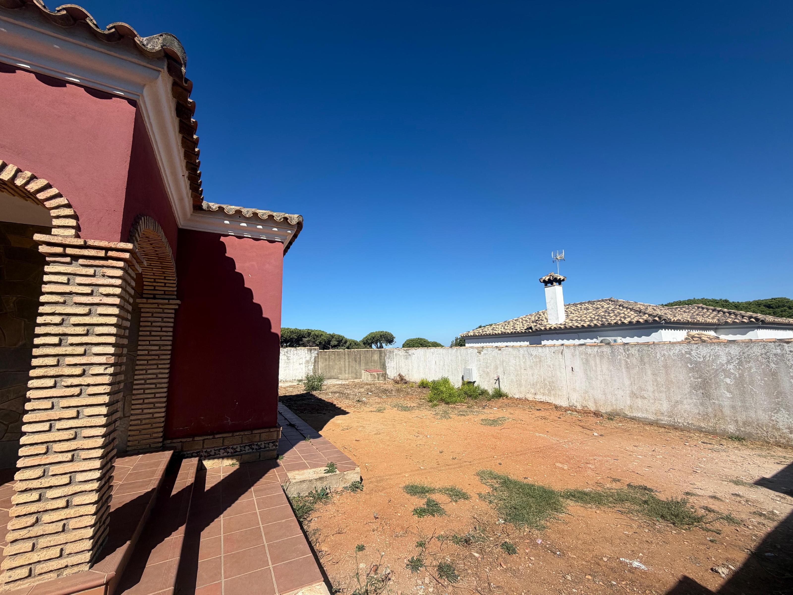 Imagen 16 Casa en venta en Chiclana De La Frontera / Cerca de la venta El Burro