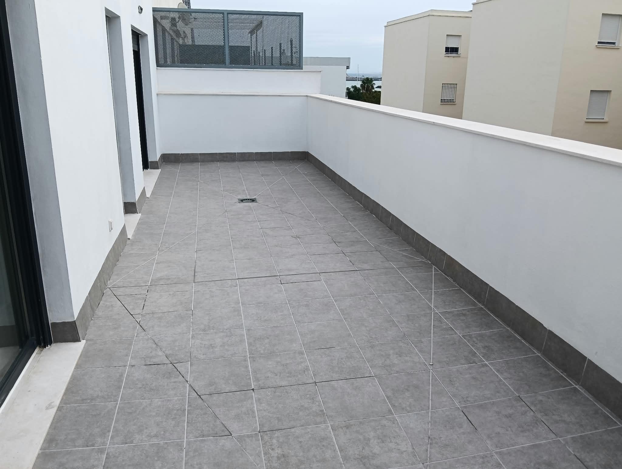 Imagen 20 Ático en venta en Cádiz / A 200 metros del Paseo de la Bahía