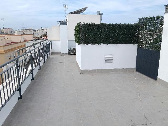 Imagen 21 Inmueble 305955 - Ático en venta en Cádiz / A 200 metros del Paseo de la Bahía