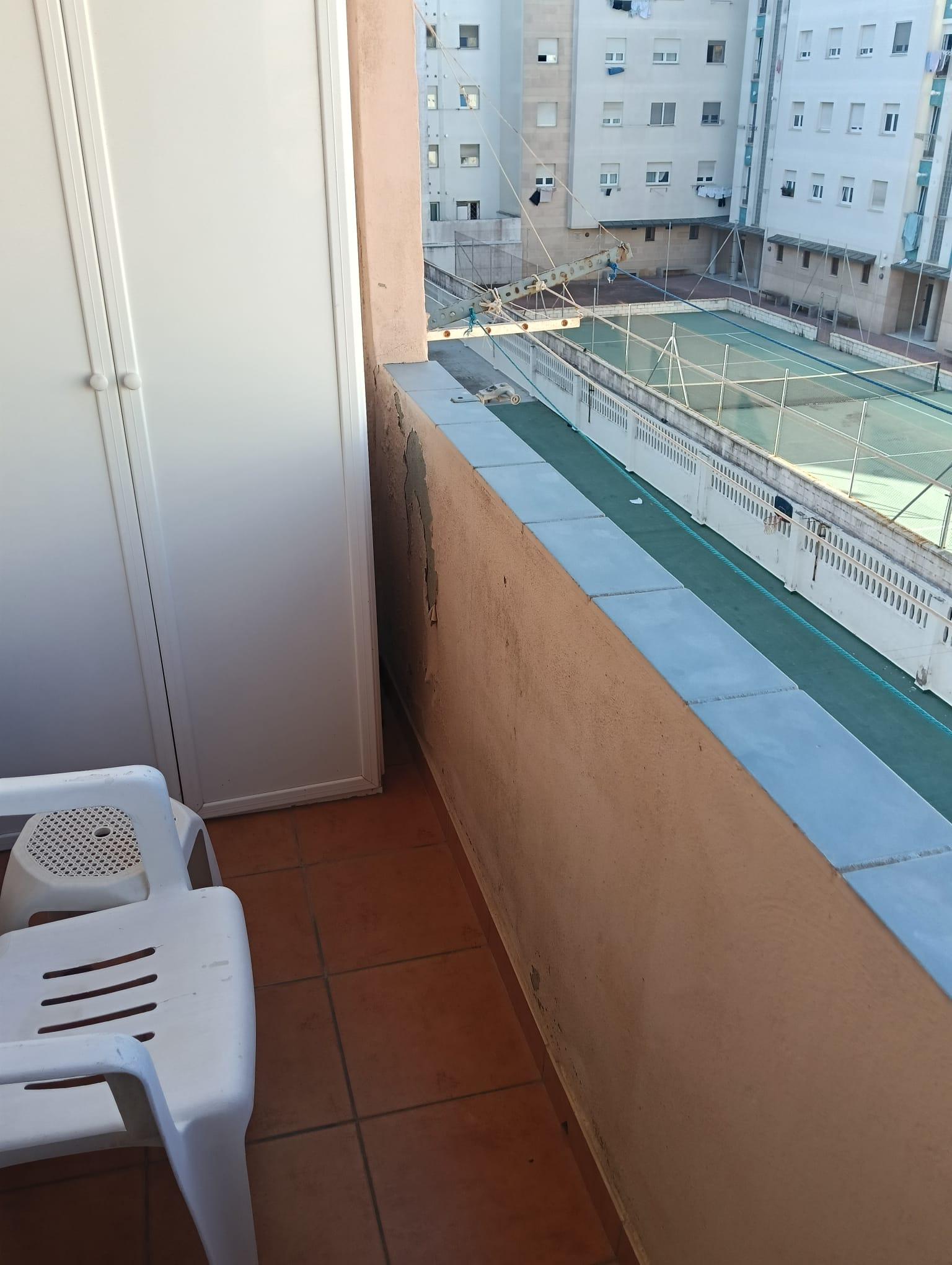 Imagen 5 Dúplex en venta en Cádiz / A 200 metros de la Playa de la Victoria