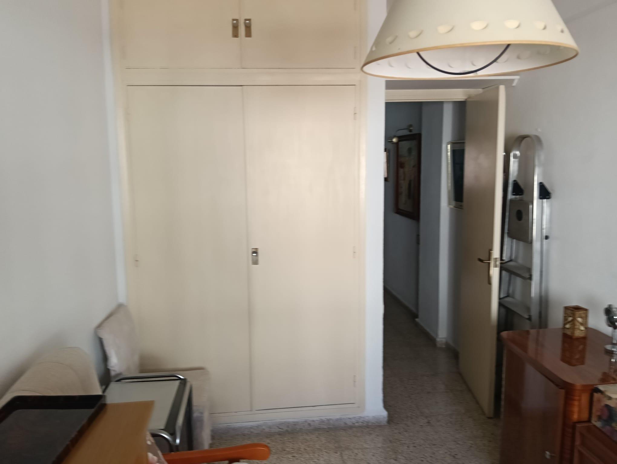 Imagen 17 Dúplex en venta en Cádiz / A 200 metros de la Playa de la Victoria