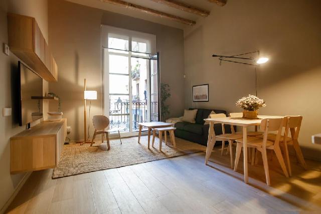 Imagen 3 Inmueble 306398 - Piso en venta en Barcelona / A 100 metros de la Basilica de Santa maria del Mar